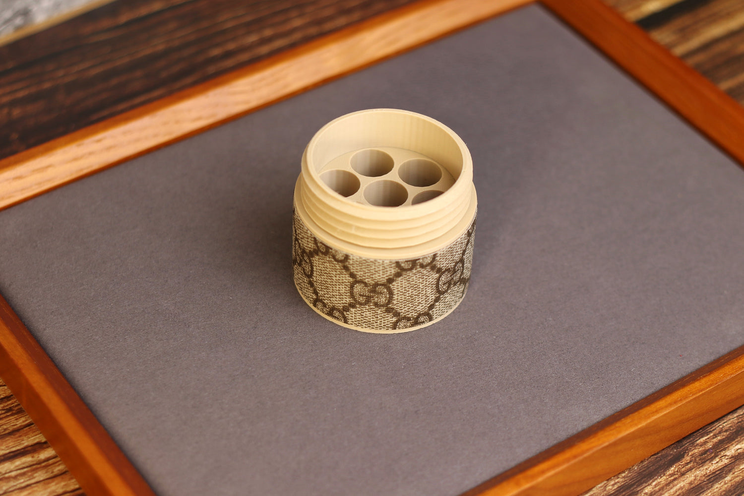 Beige GG RipTip Case