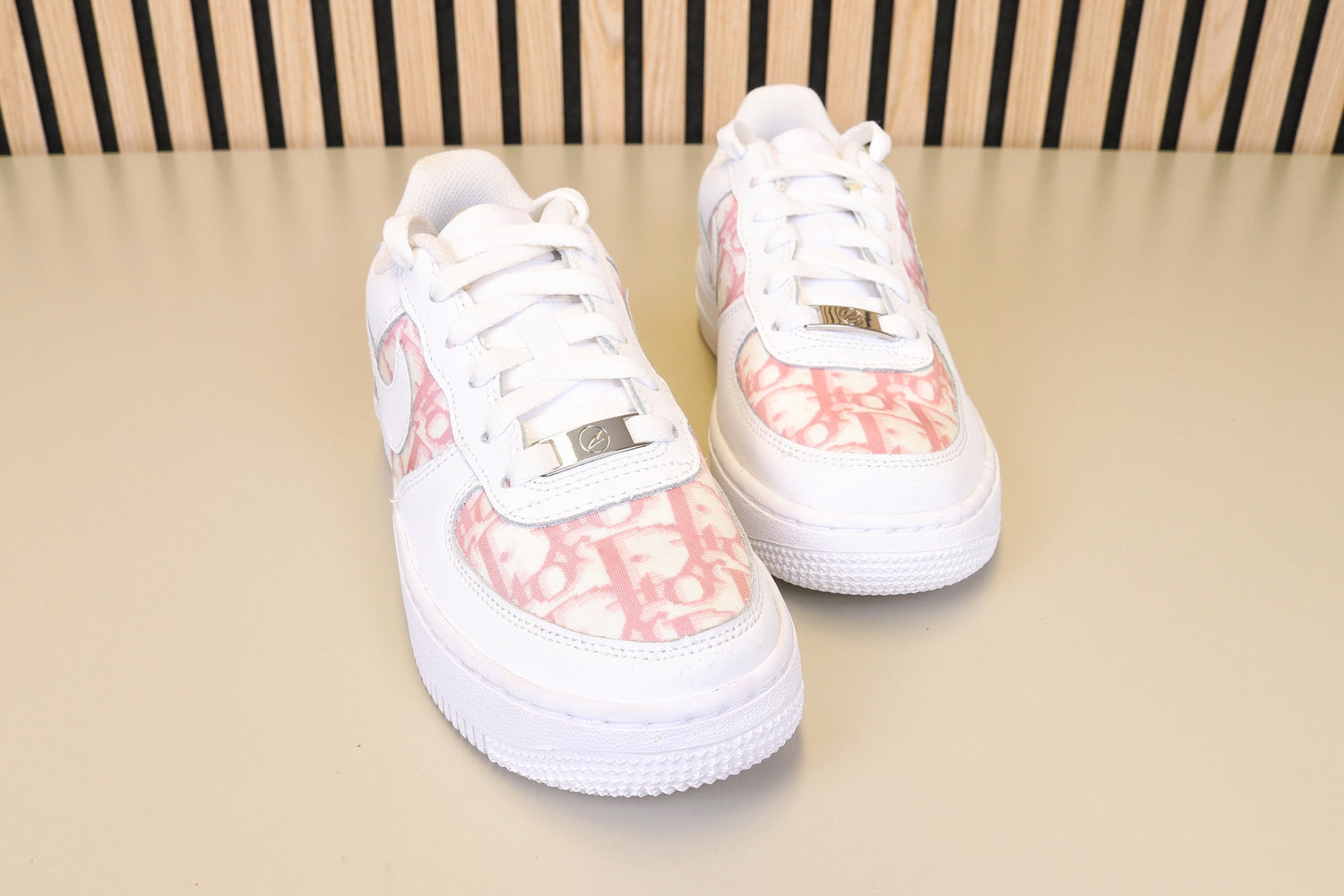Pink CD AF1 (sides + front) UK 4
