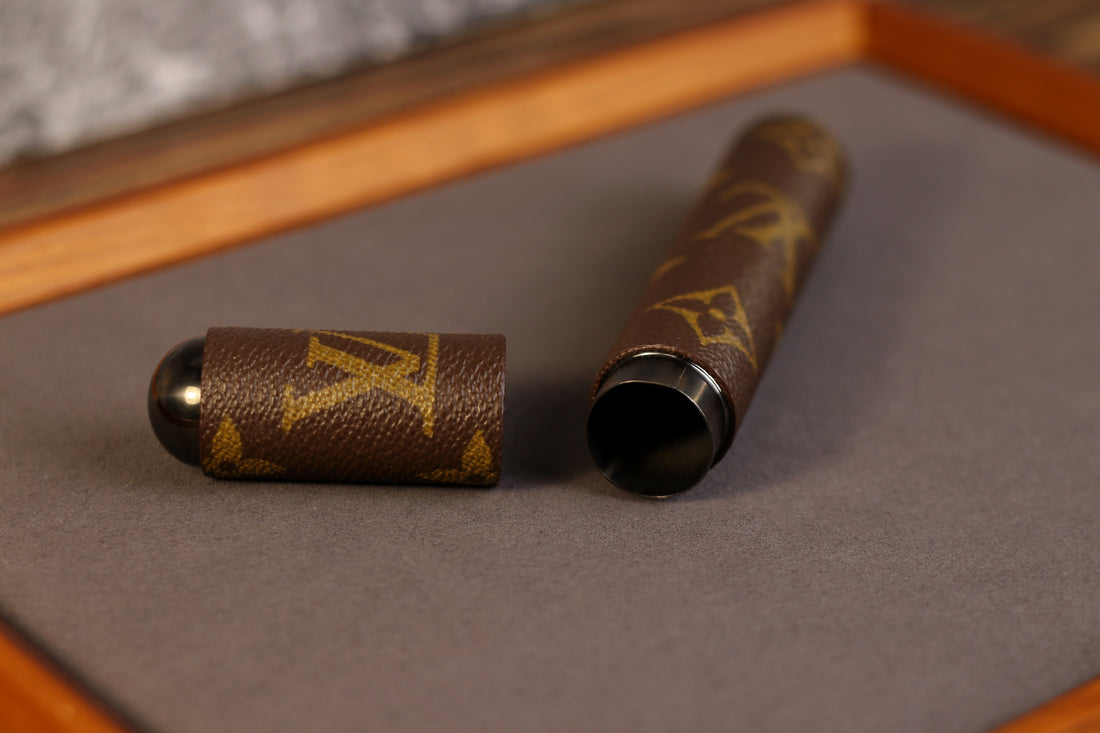 BM Cigar Holder