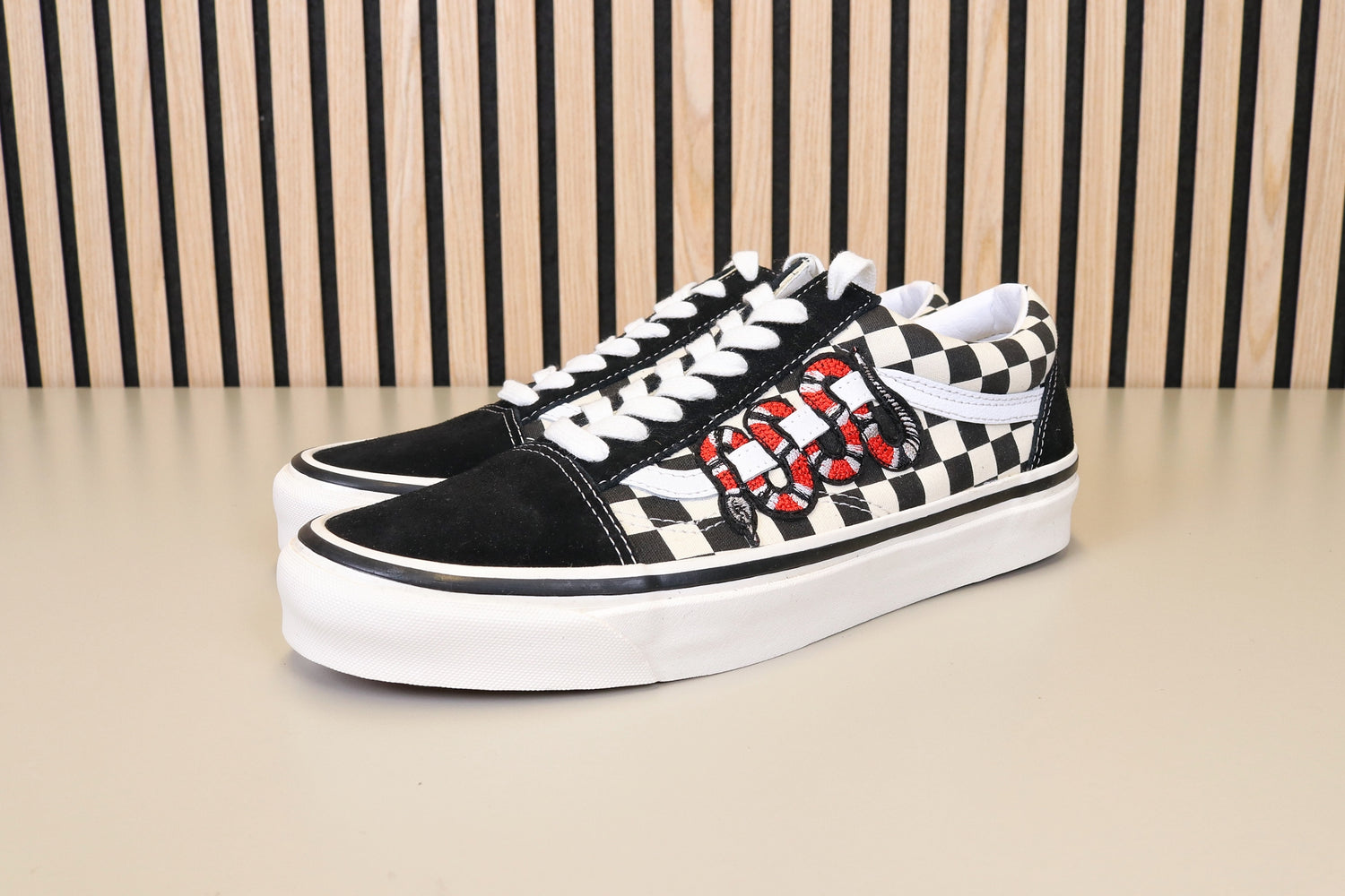 Snake Check Vans - UK 9