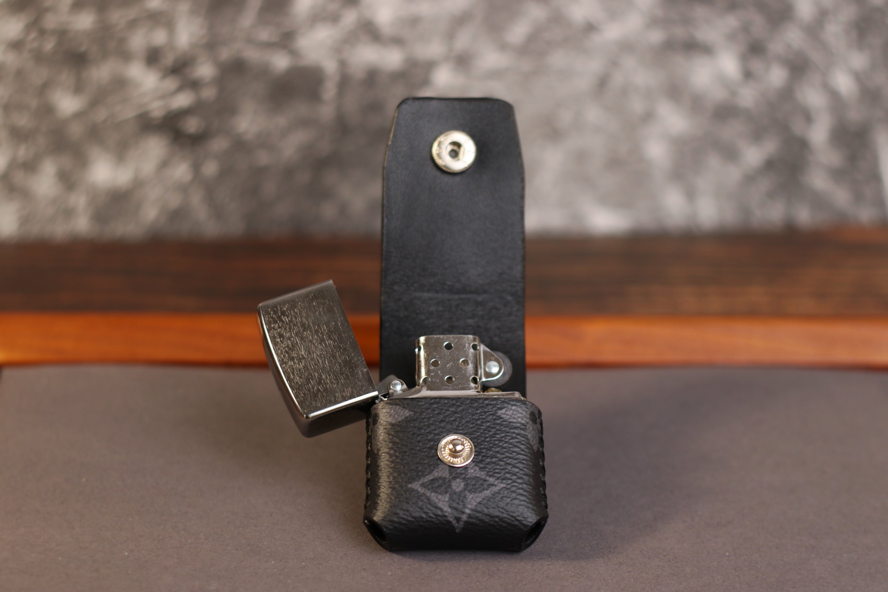 EM Zippo Case