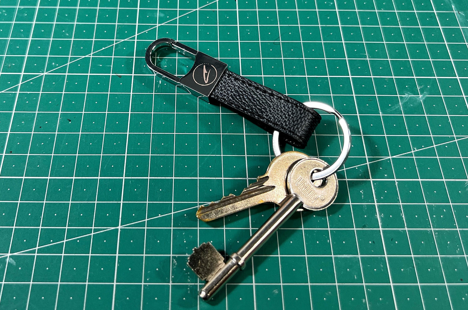 Graphite Damier Clip Keychain