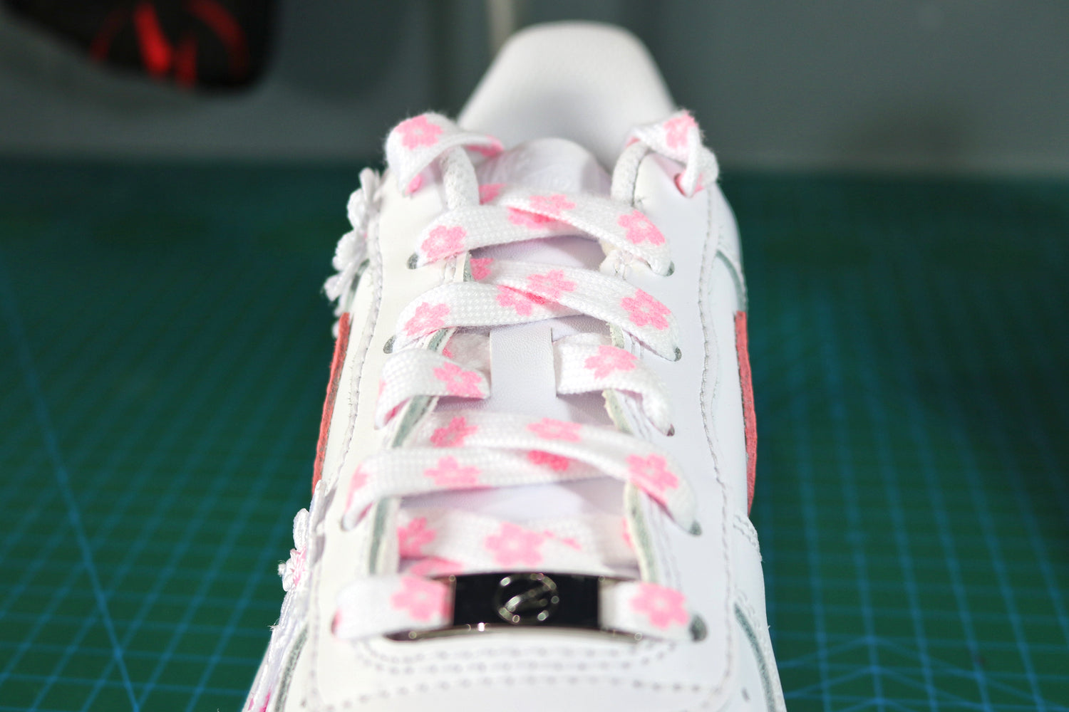 Pink Daisy AF1