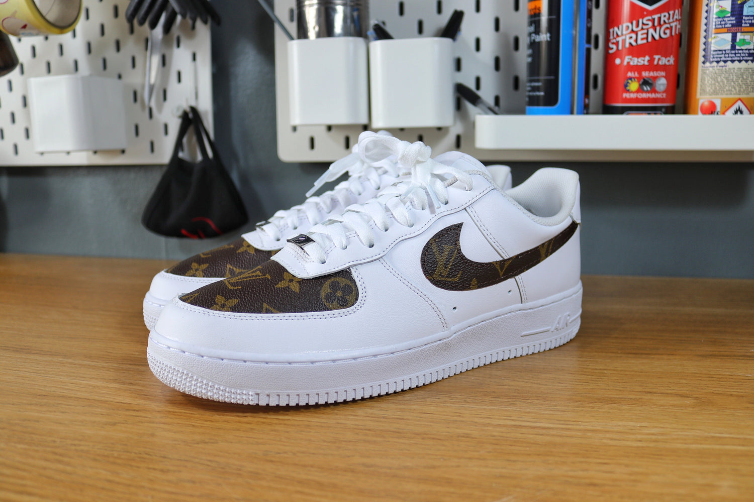 LV Forces (Swoosh + Front)