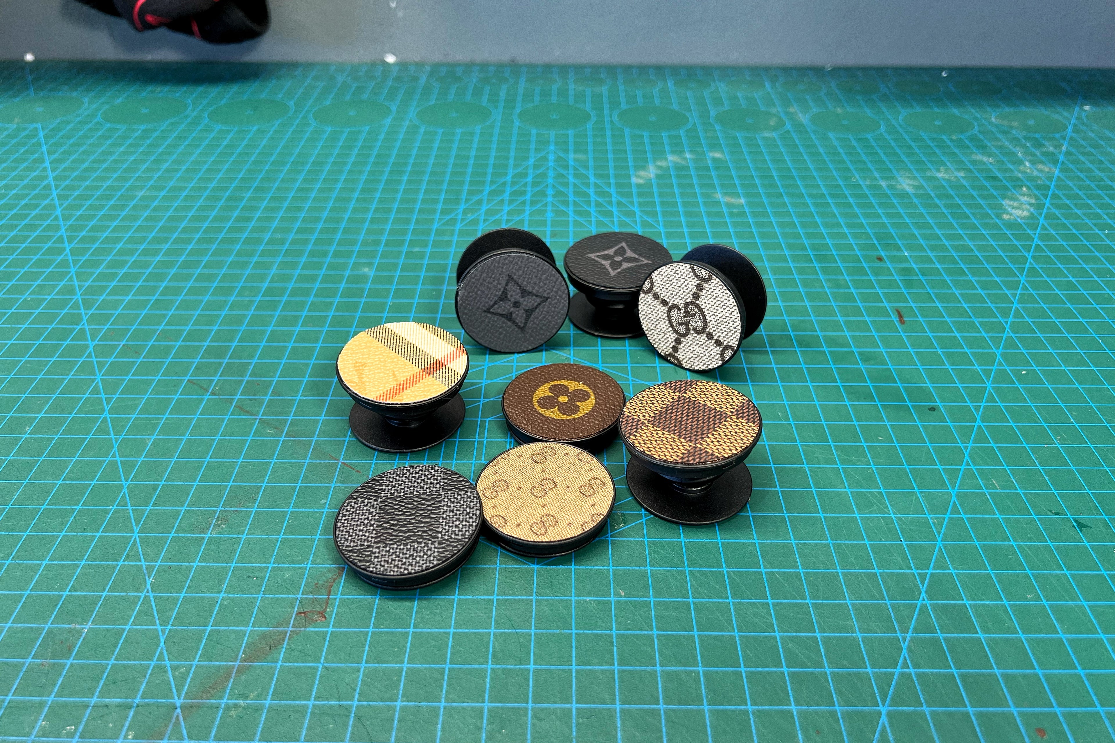 Designer Pop Socket