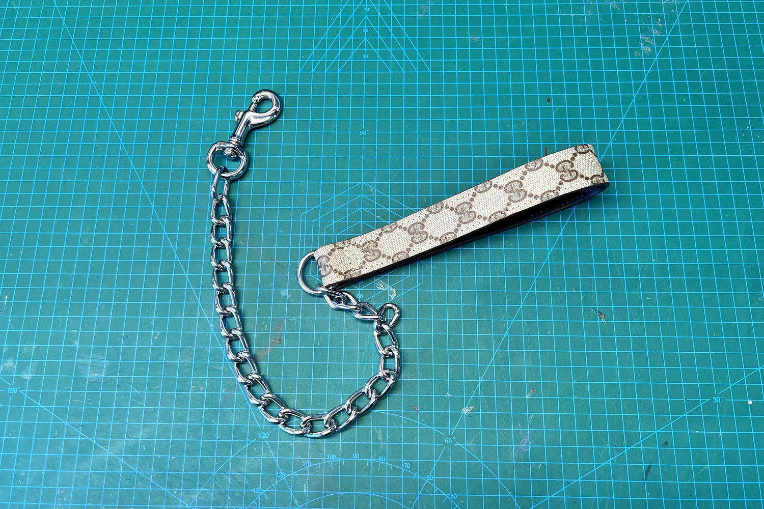 25-Inch Heavy Designer Chain Lead