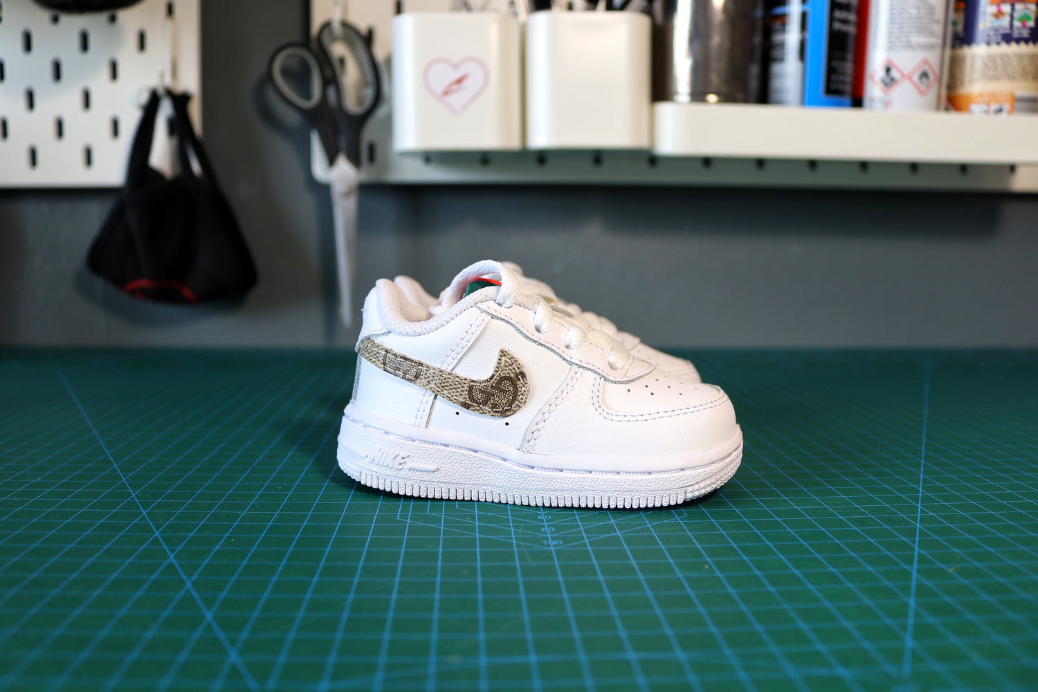Baby GG Swoosh Forces
