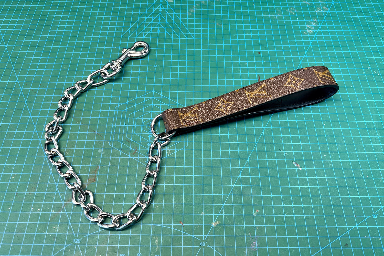 25-Inch Heavy Designer Chain Lead