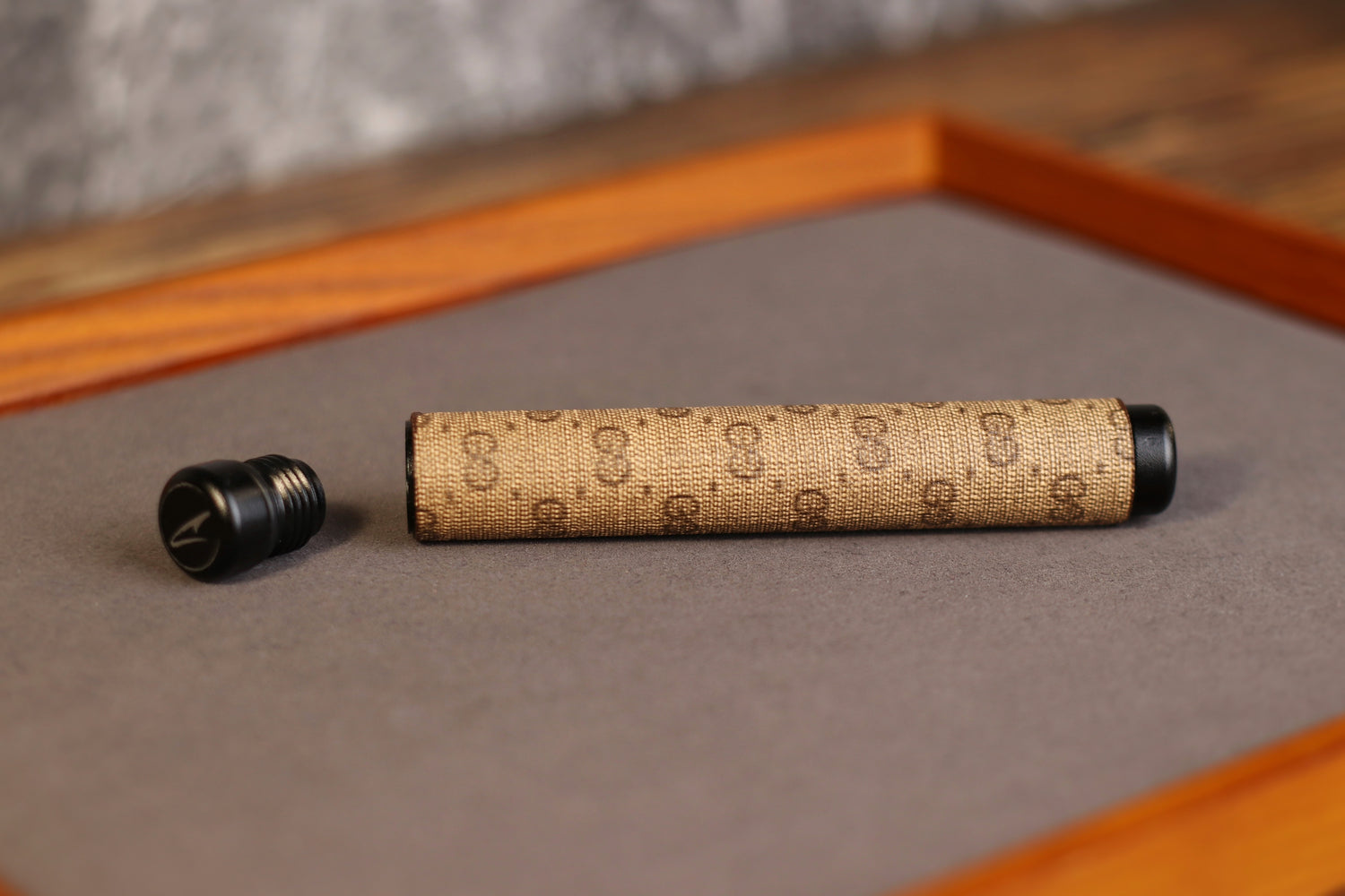 Small GG Joint Holder