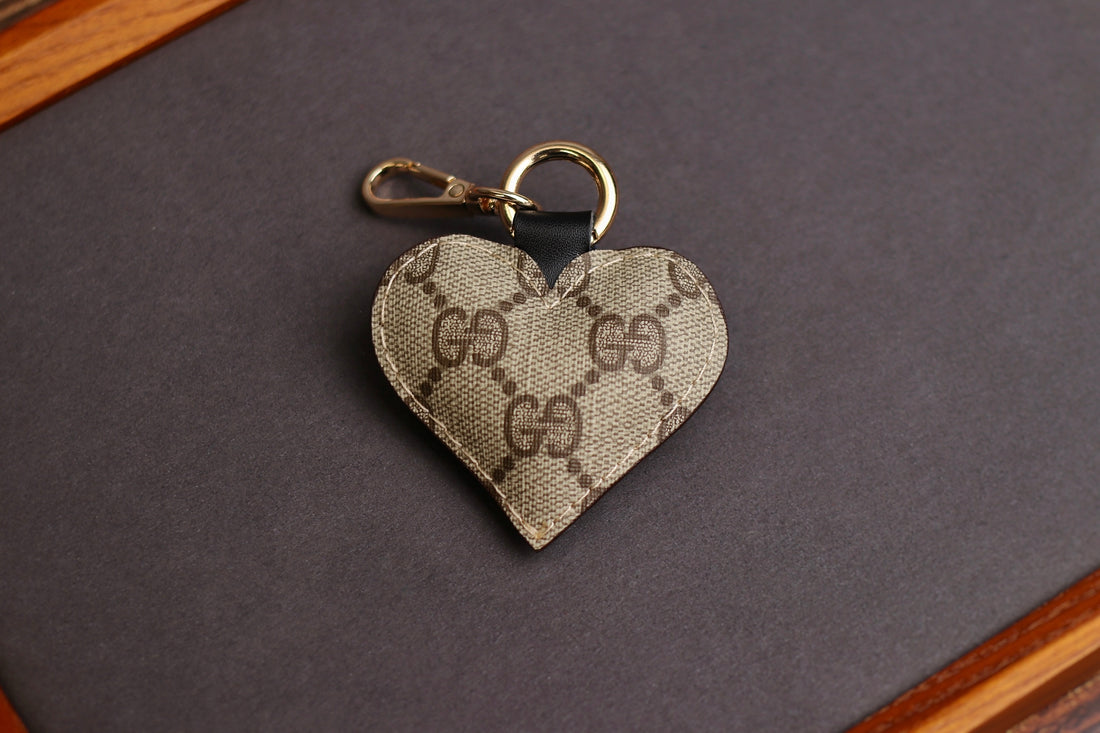 Beige GG Heart Keychain