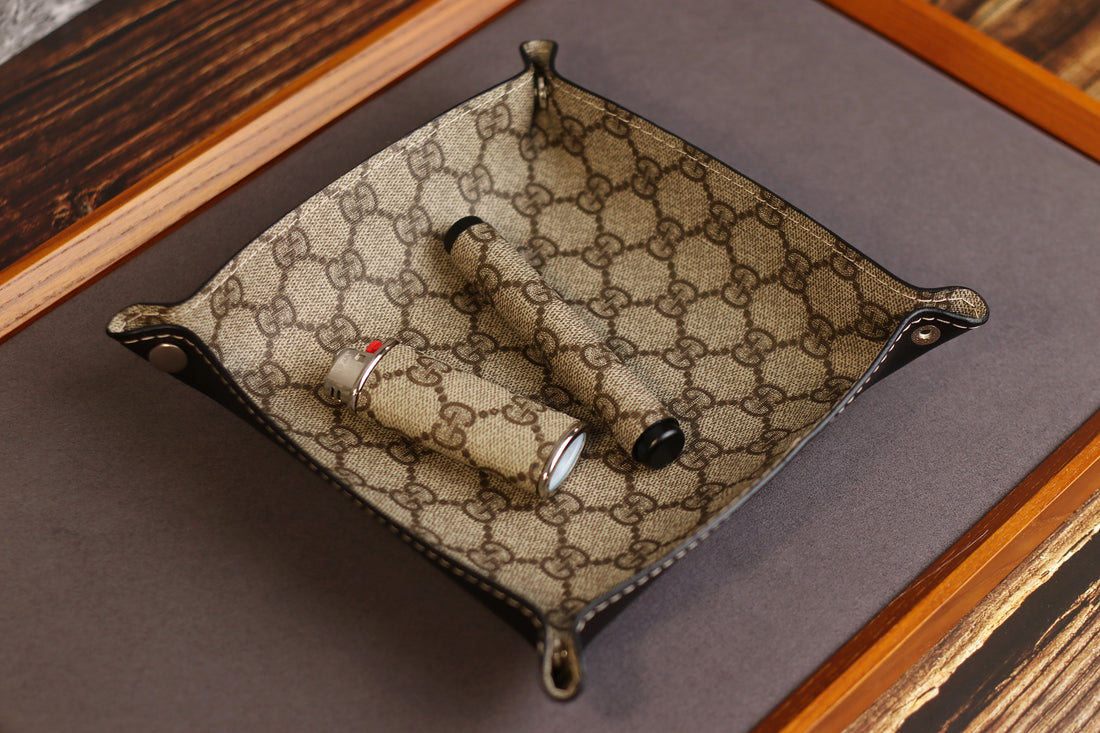 Beige GG Smoke Set