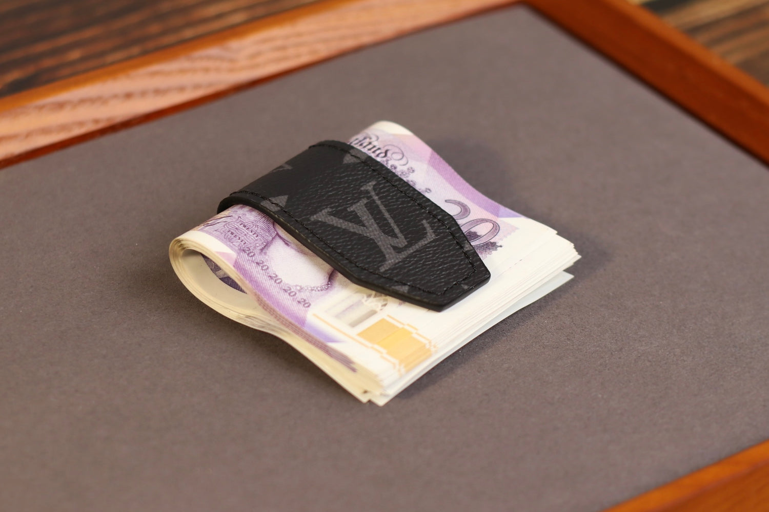 EM Cash Clip