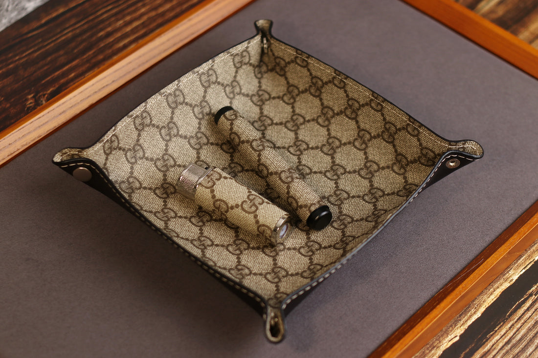 Beige GG Smoke Set