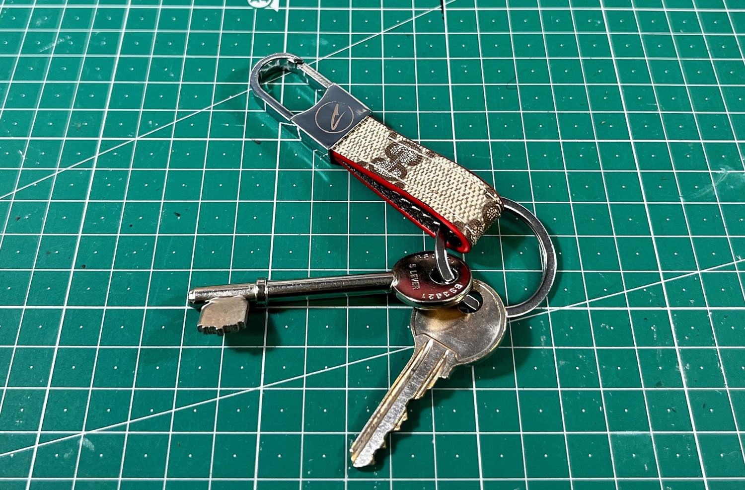 Beige GG Clip Keychain